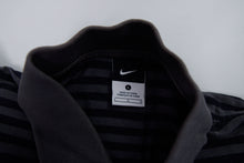 Load image into Gallery viewer, Vintage Nike Manchester United Poloshirt | L