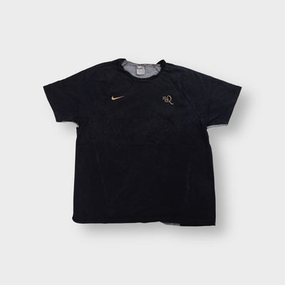 Nike T-Shirt in black featuring a gold embroidered swoosh and 10R logo on the chest