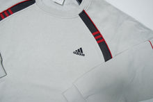 Lade das Bild in den Galerie-Viewer, Vintage Adidas Sweatshirt | L