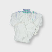 Lade das Bild in den Galerie-Viewer, Fila track jacket and pants in white with purple and green collar trim and chest logo