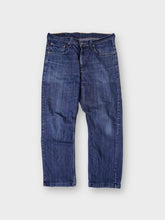 Load image into Gallery viewer, Vintage Levi's Jeans | 34/32