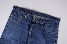 Load image into Gallery viewer, Vintage Levi's Jeans | 34/32