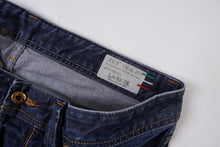 Load image into Gallery viewer, Vintage 2000s Diesel Jeans | 31/32
