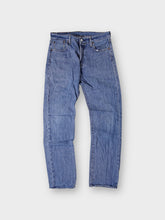 Load image into Gallery viewer, Vintage Levi's Jeans | 30/32
