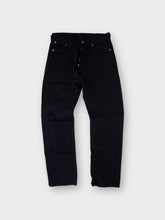 Load image into Gallery viewer, Vintage Levi's Jeans | 32/32