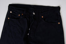 Load image into Gallery viewer, Vintage Levi's Jeans | 32/32