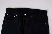 Load image into Gallery viewer, Vintage 90s Levi's Jeans | 32/30
