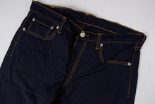 Load image into Gallery viewer, Vintage Levi's Jeans | 34/30