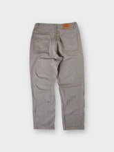 Load image into Gallery viewer, Vintage Levi's Jeans | 35/32