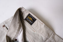 Load image into Gallery viewer, Vintage 90s Lee Jeans | 31/32