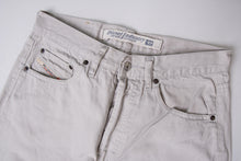 Load image into Gallery viewer, Vintage 90s Diesel Industry Jeans | 32/30