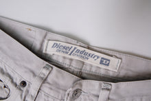 Load image into Gallery viewer, Vintage 90s Diesel Industry Jeans | 32/30