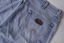 Load image into Gallery viewer, Vintage 90s Wrangler Jeans | 36/34