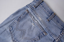 Load image into Gallery viewer, Vintage 90s Wrangler Jeans | 36/34