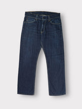 Load image into Gallery viewer, Vintage Levi&#39;s Jeans | 32/30