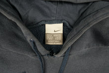 Load image into Gallery viewer, Vintage Nike Pullover | M