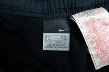 Load image into Gallery viewer, Vintage Nike Trackpants | Wmns L
