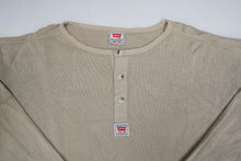 Load image into Gallery viewer, Vintage Levi&#39;s Sweater | L
