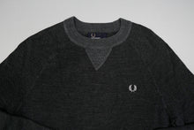Load image into Gallery viewer, Fred Perry Sweater | S