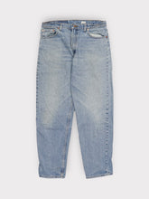 Load image into Gallery viewer, Vintage Levi&#39;s Jeans | 36/32