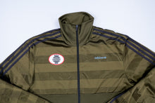 Load image into Gallery viewer, Vintage Adidas Worldwide Trackjacket | M