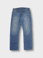 Load image into Gallery viewer, Vintage Levi&#39;s Pants | 33/32