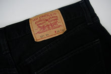 Load image into Gallery viewer, Vintage Levi&#39;s Pants | 38/32