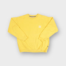 Load image into Gallery viewer, Vintage Adidas Sweater | M