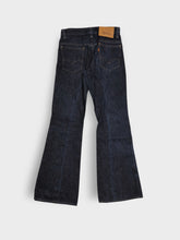 Load image into Gallery viewer, Vintage Levis Pants | Wmns 29/32