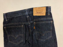 Load image into Gallery viewer, Vintage Levis Pants | Wmns 29/32