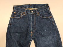 Load image into Gallery viewer, Vintage Levi&#39;s Pants | 30/35