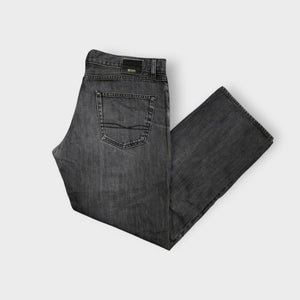 Hugo Boss Pants | 38/32