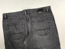 Load image into Gallery viewer, Hugo Boss Pants | 38/32