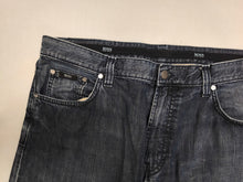Load image into Gallery viewer, Hugo Boss Pants | 40/32