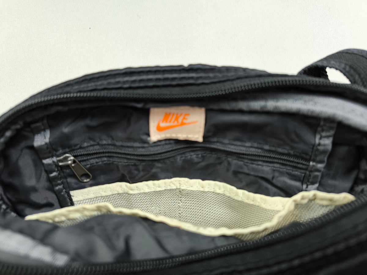 Vintage Nike Bag