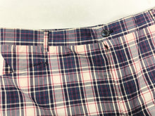 Load image into Gallery viewer, Vintage Lacoste Shorts | L
