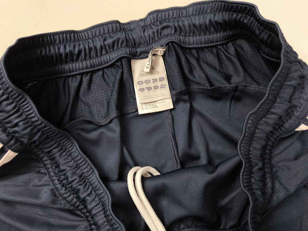 Adidas FC Bayern Shorts | XL