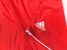 Load image into Gallery viewer, Vintage Adidas FC Bayern Shorts | XL