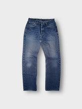 Load image into Gallery viewer, Vintage Levi's Jeans | 31/32