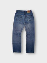 Load image into Gallery viewer, Vintage Levi's Jeans | 31/32