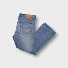 Load image into Gallery viewer, Vintage Levi's Jeans | 36/30