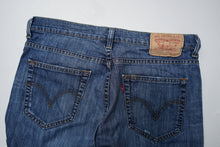 Load image into Gallery viewer, Vintage Levi's Jeans | 34/30