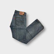 Load image into Gallery viewer, Vintage Levi's Jeans | 36/34