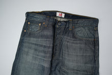 Load image into Gallery viewer, Vintage Levi's Jeans | 36/34