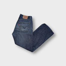 Load image into Gallery viewer, Vintage Levi's Jeans | 31/32