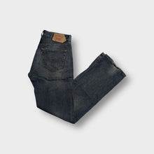Load image into Gallery viewer, Vintage Levi's Jeans | 32/34