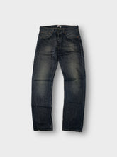 Load image into Gallery viewer, Vintage Levi's Jeans | 32/34