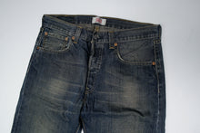 Load image into Gallery viewer, Vintage Levi's Jeans | 32/34