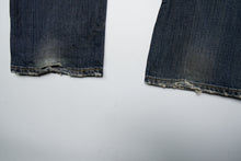 Load image into Gallery viewer, Vintage Levi's Jeans | 32/34