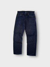 Load image into Gallery viewer, Vintage Levi's Jeans | 32/32